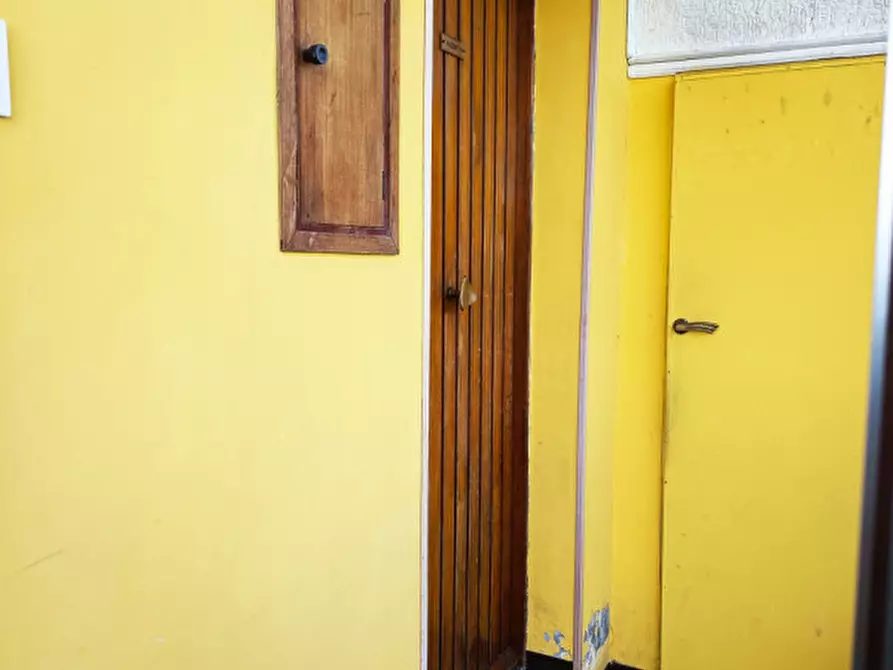 Immagine 6 di Appartamento in vendita  in via delle Fontanelle a Ancona