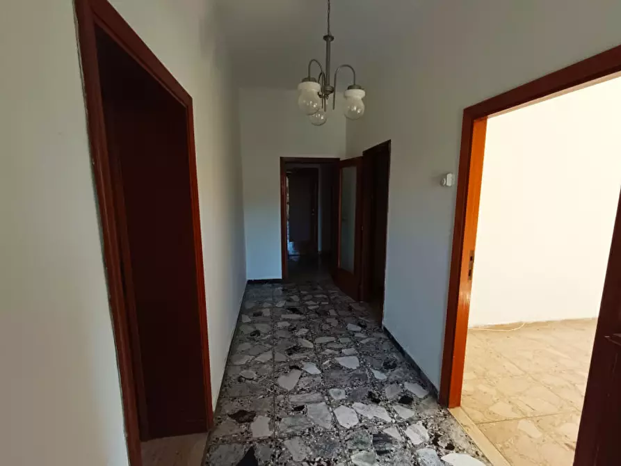 Immagine 11 di Appartamento in vendita  in via delle Fontanelle a Ancona