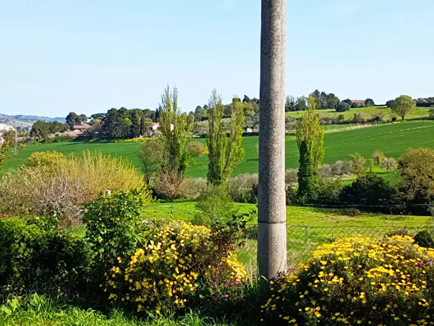 Immagine 28 di Appartamento in vendita  in via delle Fontanelle a Ancona