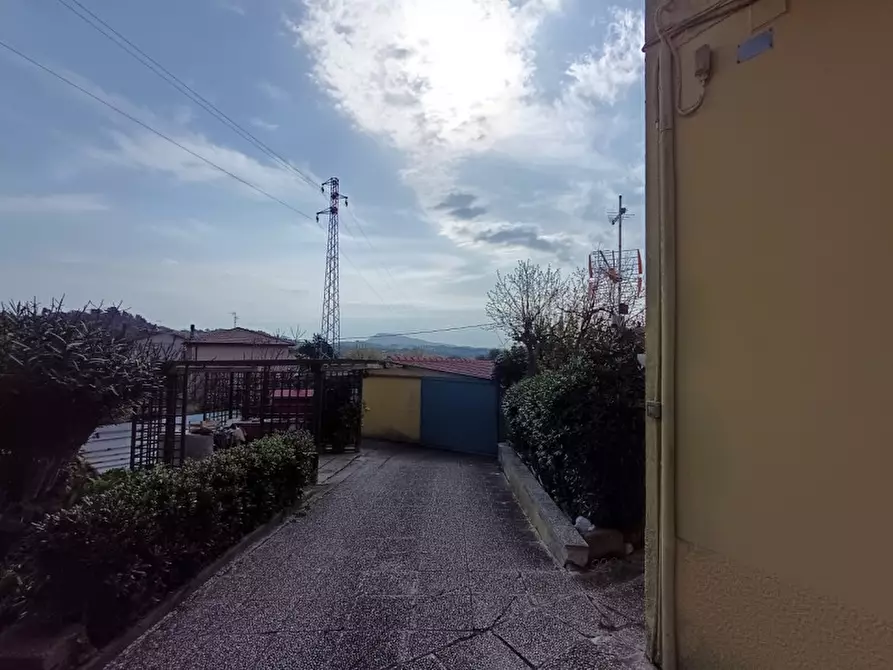 Immagine 29 di Appartamento in vendita  in via delle Fontanelle a Ancona