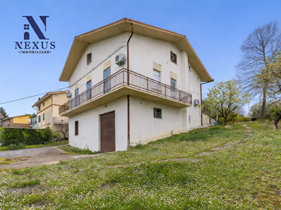 Immagine 37 di Casa indipendente in vendita  a Terre Roveresche