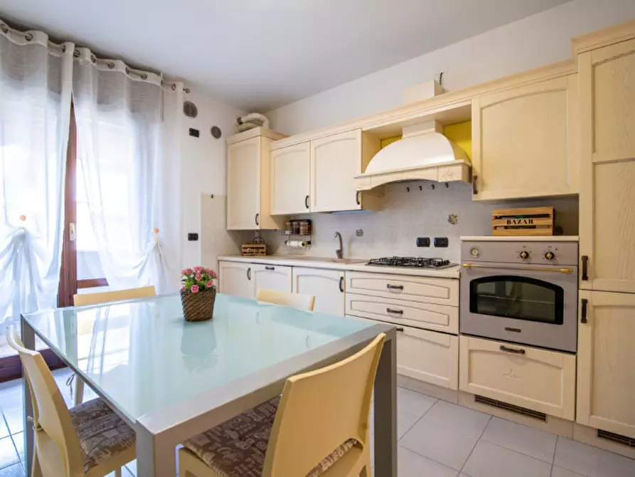 Immagine 1 di Appartamento in vendita  in Via Villa del Bosco a Teolo
