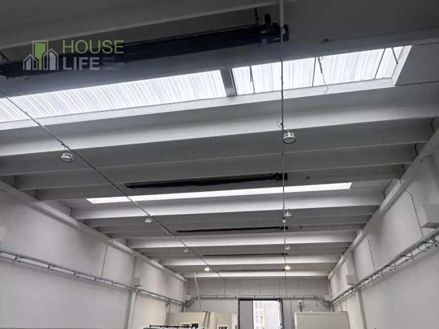 Immagine 2 di Capannone industriale in affitto  in via lago di levico a Schio