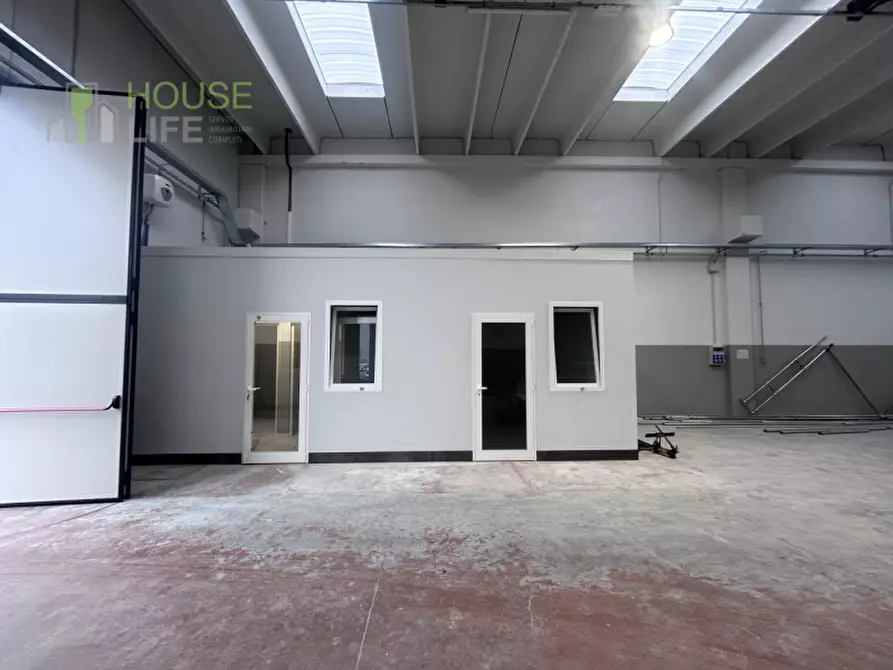 Immagine 7 di Capannone industriale in affitto  in via lago di levico a Schio