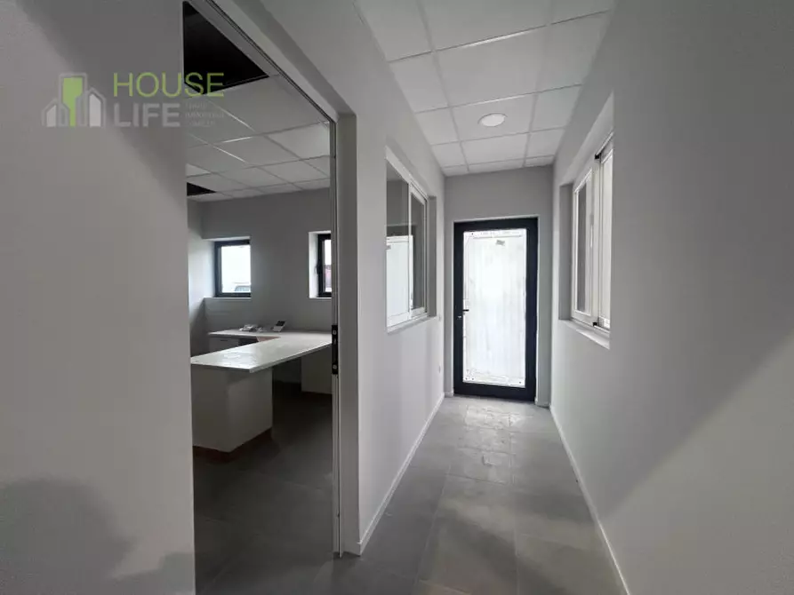 Immagine 15 di Capannone industriale in affitto  in via lago di levico a Schio