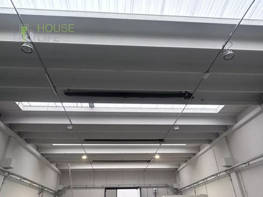 Immagine 17 di Capannone industriale in affitto  in via lago di levico a Schio