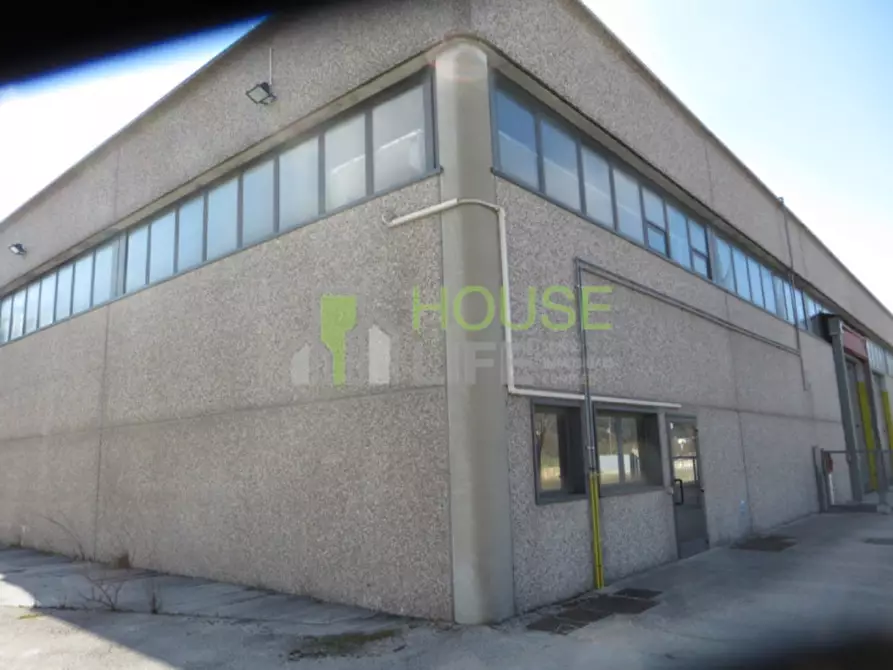 Immagine 2 di Terreno in vendita  a Zanè