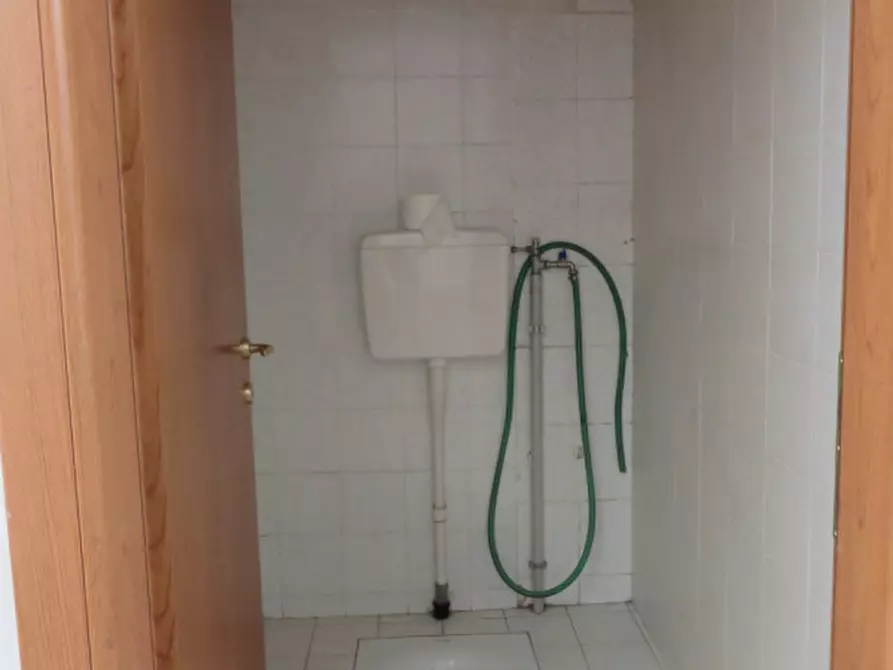 Immagine 11 di Capannone industriale in vendita  in via lago di levico a Schio