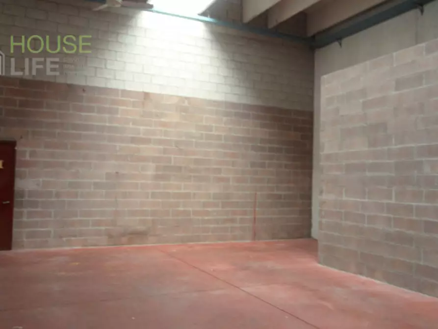 Immagine 17 di Capannone industriale in vendita  in via lago di levico a Schio