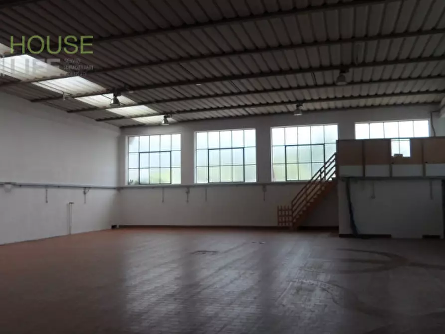 Immagine 19 di Capannone industriale in vendita  in via lago di levico a Schio