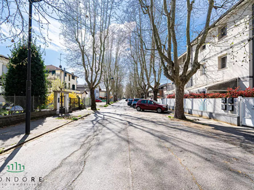 Immagine 3 di Appartamento in vendita  in Viale Libertà a Molinella