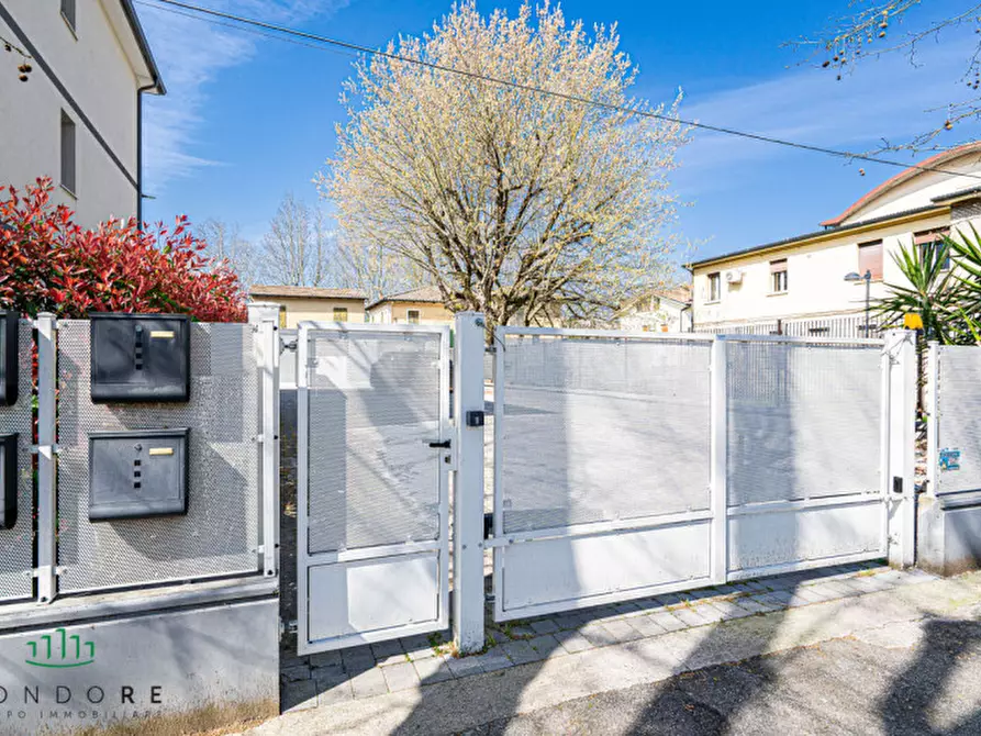 Immagine 7 di Appartamento in vendita  in Viale Libertà a Molinella