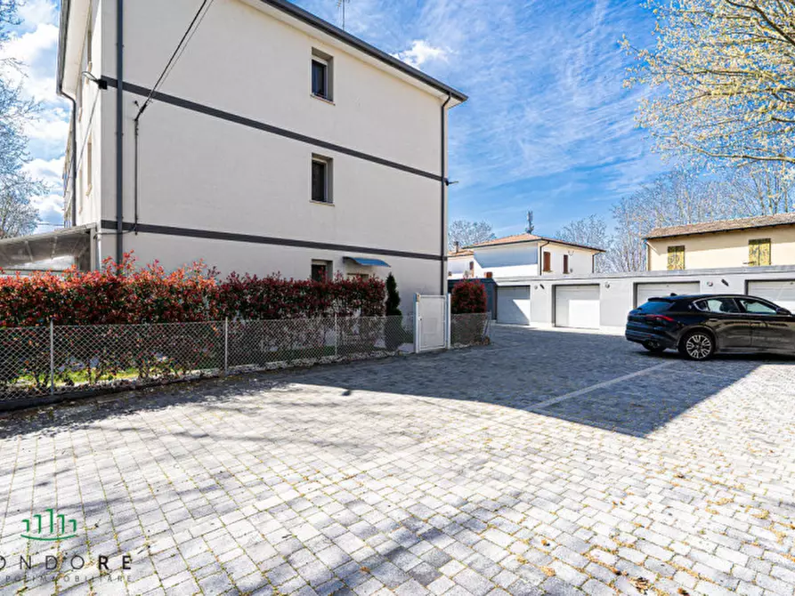 Immagine 8 di Appartamento in vendita  in Viale Libertà a Molinella