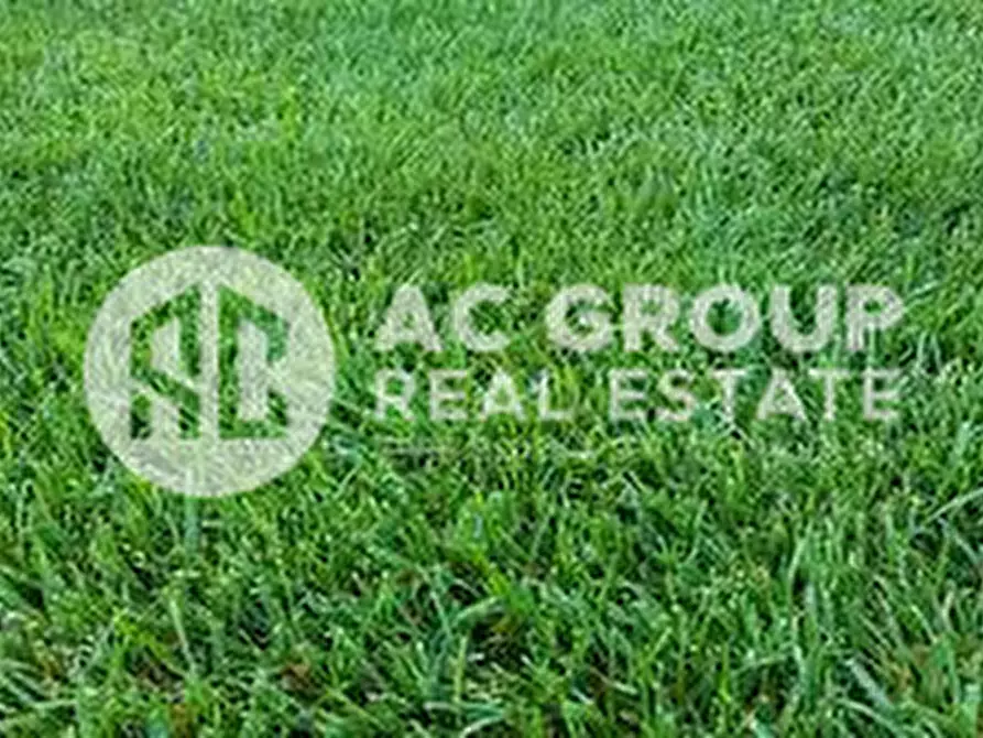 Immagine 3 di Terreno in vendita  a Cesate