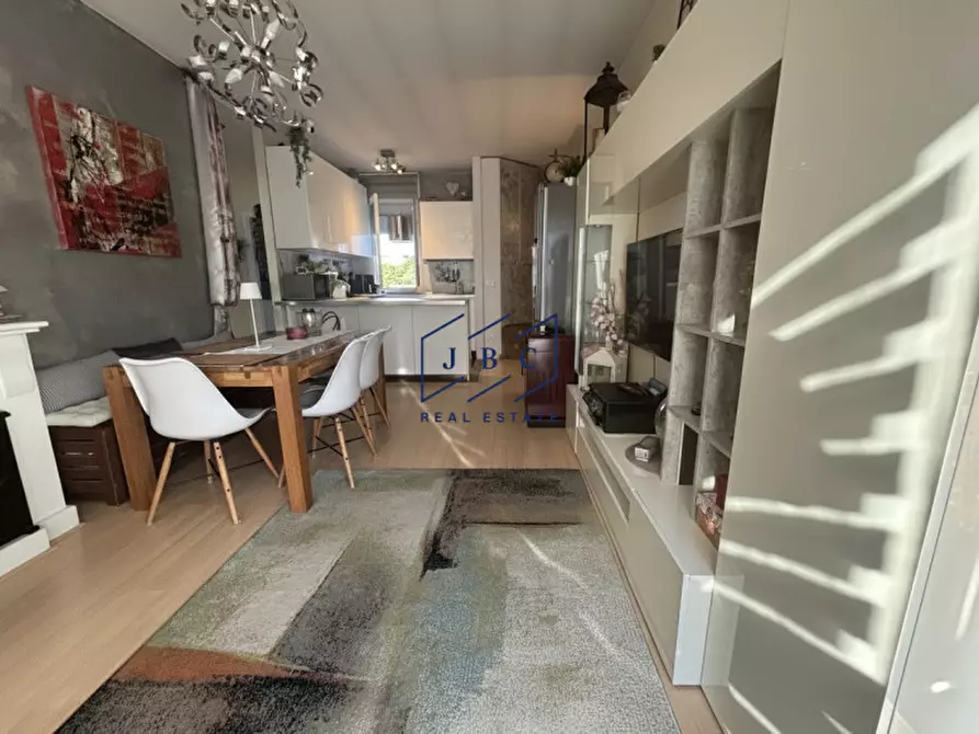 Immagine 1 di Appartamento in vendita  in Via Anasso a Jesolo