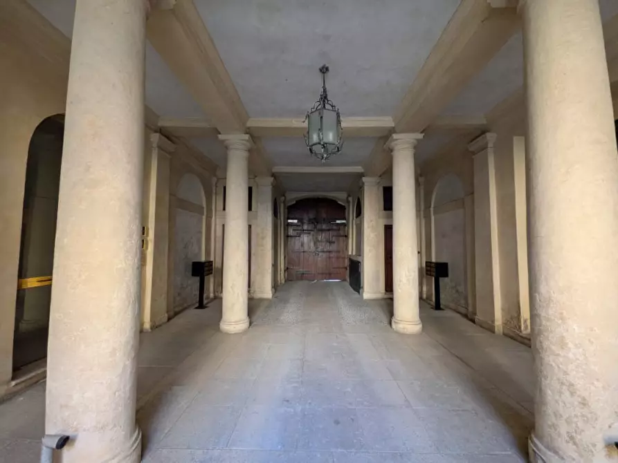 Immagine 2 di Appartamento in vendita  in Corso Cavour 32 a Verona