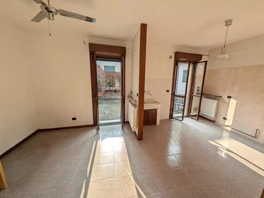 Immagine 17 di Appartamento in vendita  in Corso Cavour 32 a Verona
