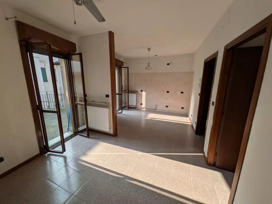 Immagine 24 di Appartamento in vendita  in Corso Cavour 32 a Verona