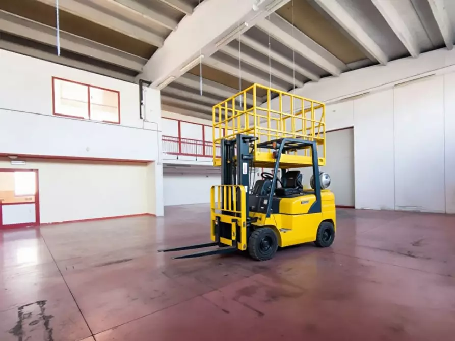 Immagine 1 di Capannone industriale in vendita  in Via Roma a San Bonifacio