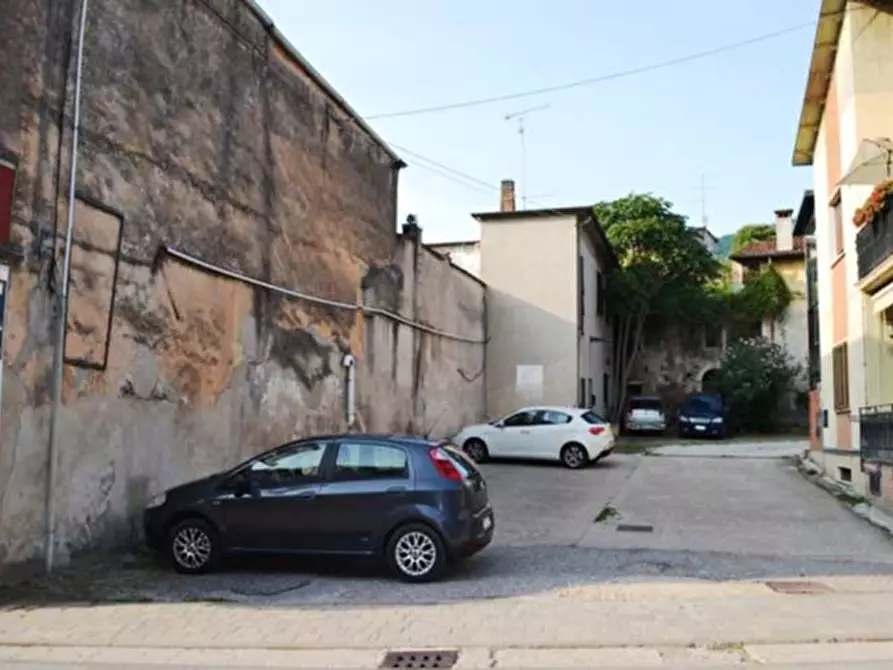 Immagine 4 di Negozio in vendita  in Via Roma 77 a Roncà