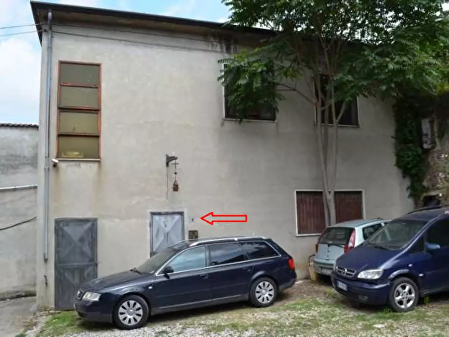 Immagine 7 di Negozio in vendita  in Via Roma 77 a Roncà
