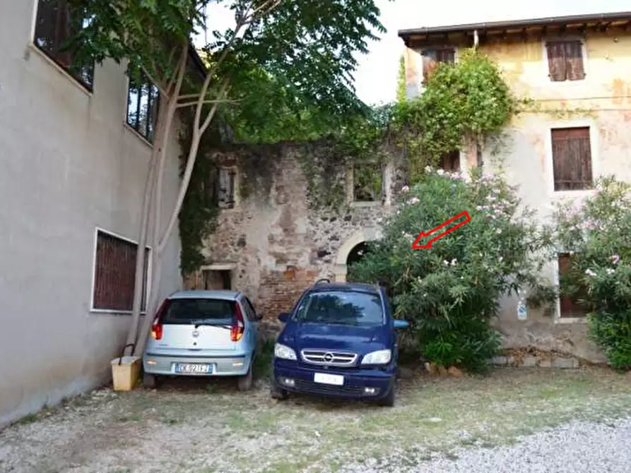 Immagine 8 di Negozio in vendita  in Via Roma 77 a Roncà