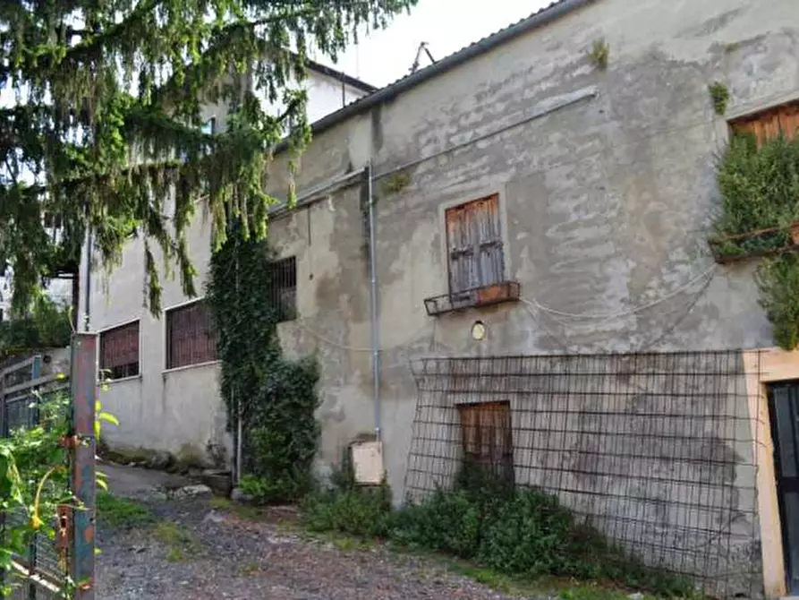 Immagine 10 di Negozio in vendita  in Via Roma 77 a Roncà
