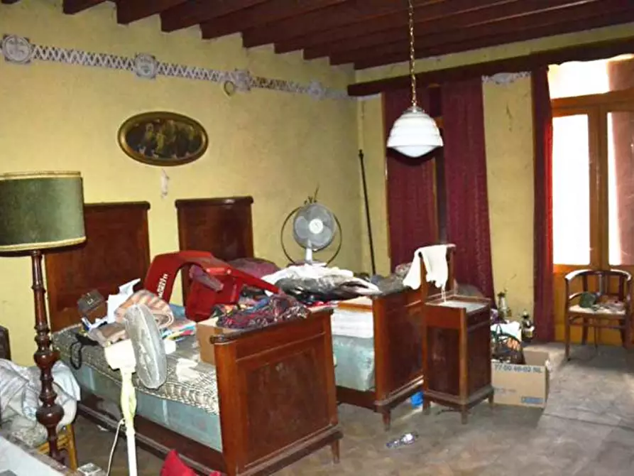 Immagine 23 di Negozio in vendita  in Via Roma 77 a Roncà