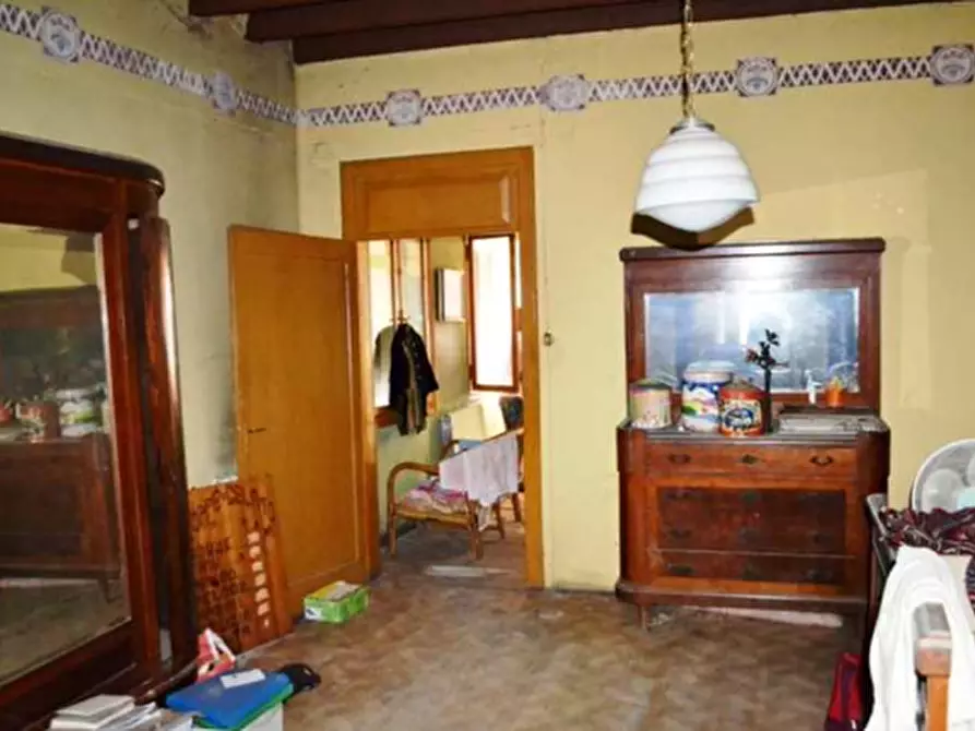 Immagine 24 di Negozio in vendita  in Via Roma 77 a Roncà