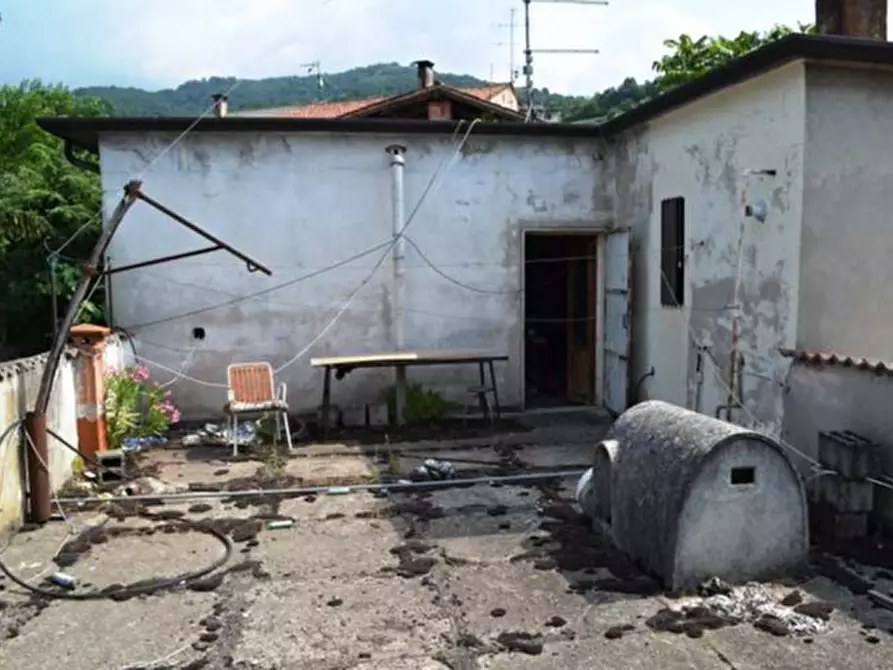 Immagine 32 di Negozio in vendita  in Via Roma 77 a Roncà