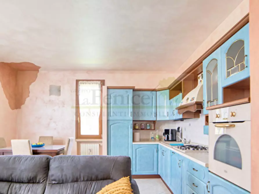 Immagine 7 di Appartamento in vendita  in Solferino a Solferino