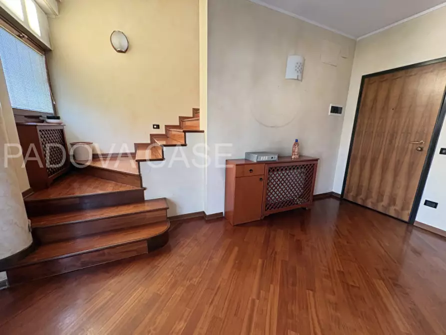 Immagine 1 di Attico in vendita  in via beltrame a Padova