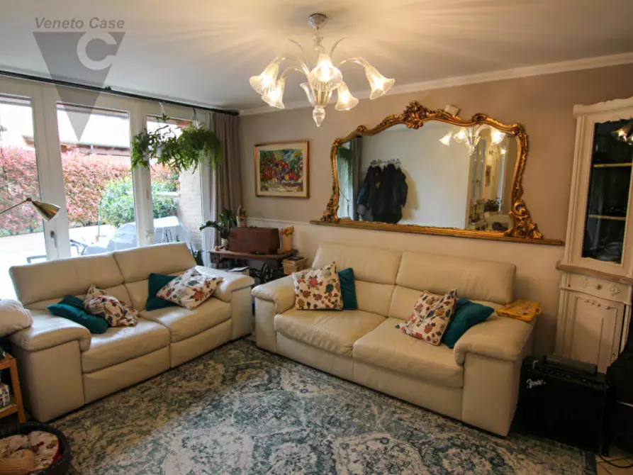 Immagine 7 di Casa trifamiliare in vendita  in Via Giuseppe Brezil a Piove Di Sacco