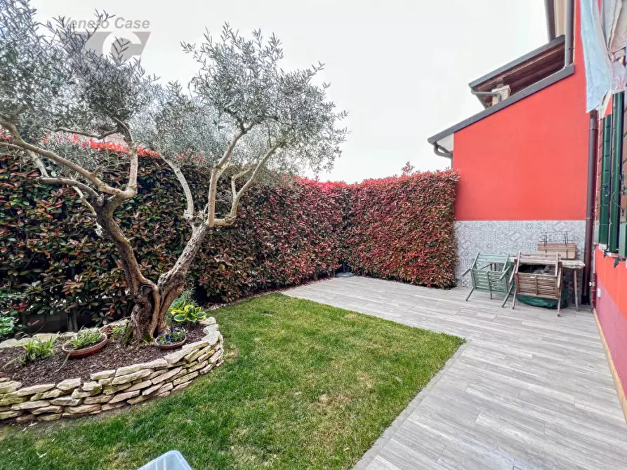 Immagine 12 di Casa trifamiliare in vendita  in Via Giuseppe Brezil a Piove Di Sacco