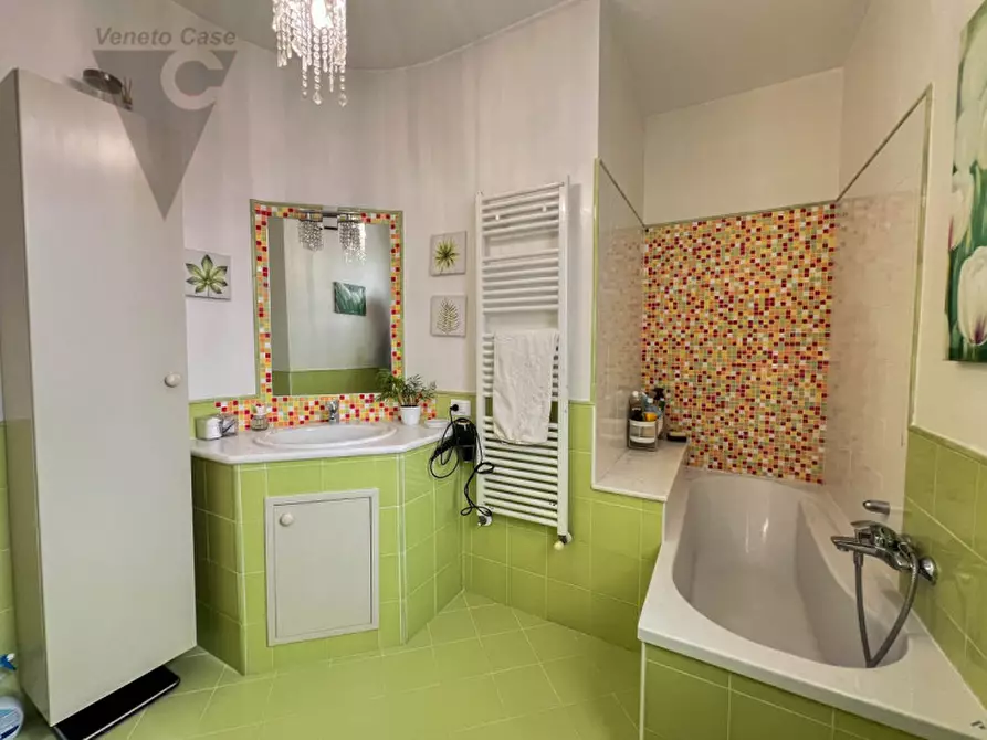 Immagine 27 di Casa trifamiliare in vendita  in Via Giuseppe Brezil a Piove Di Sacco