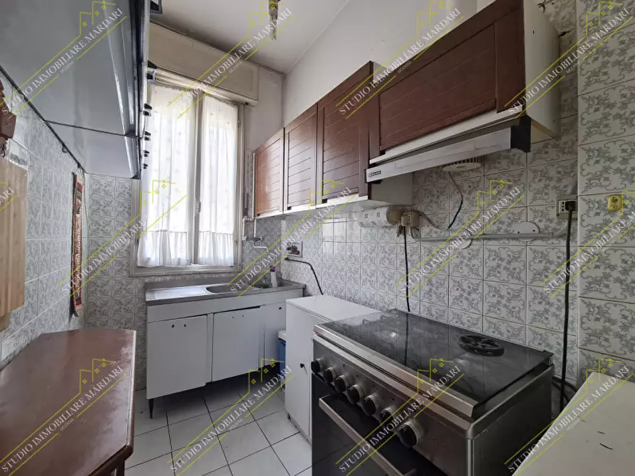 Immagine 10 di Appartamento in vendita  in Via Cremona a Modena