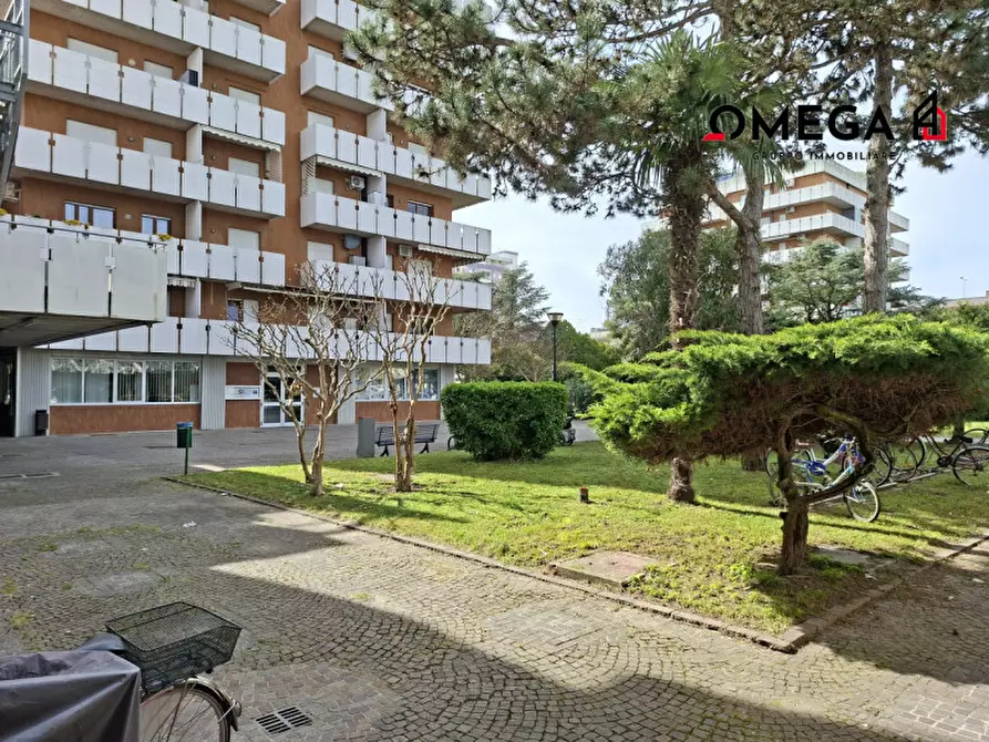 Immagine 2 di Appartamento in vendita  in Via Lilla 17 a Lignano Sabbiadoro