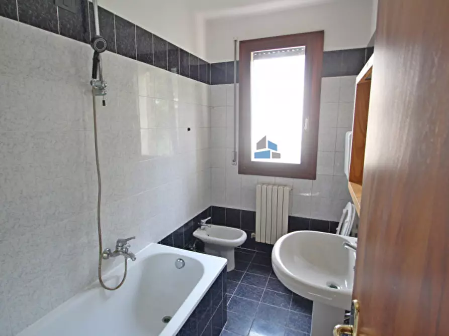 Immagine 5 di Appartamento in vendita  in Via Mascagni a Salzano