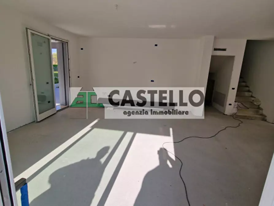 Immagine 14 di Casa trifamiliare in vendita  in Piazza dei Martiri 16 a Santa Giustina In Colle