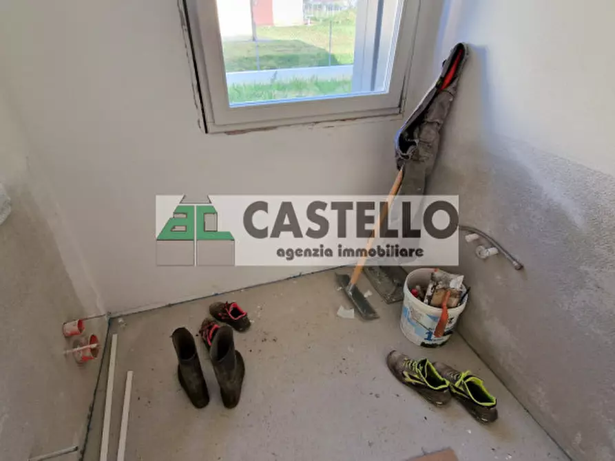 Immagine 28 di Casa trifamiliare in vendita  in Piazza dei Martiri 16 a Santa Giustina In Colle