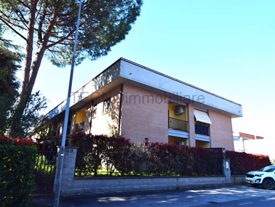 Immagine 1 di Attico in vendita  in Via Yuri Gagarin a Corciano