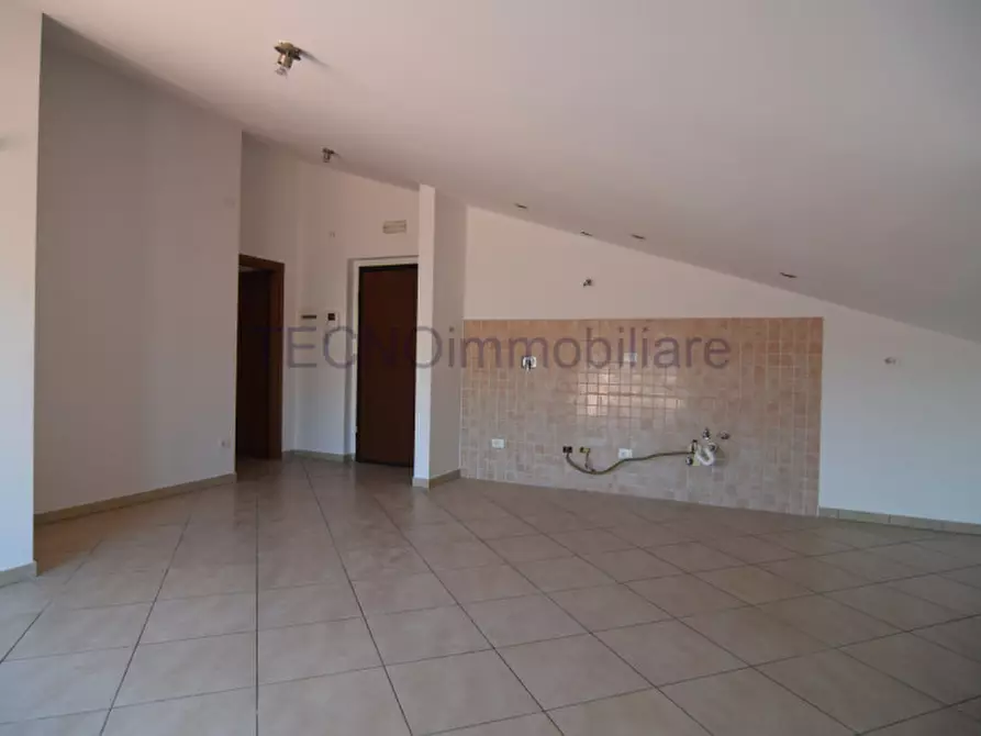 Immagine 2 di Attico in vendita  in Via Yuri Gagarin a Corciano