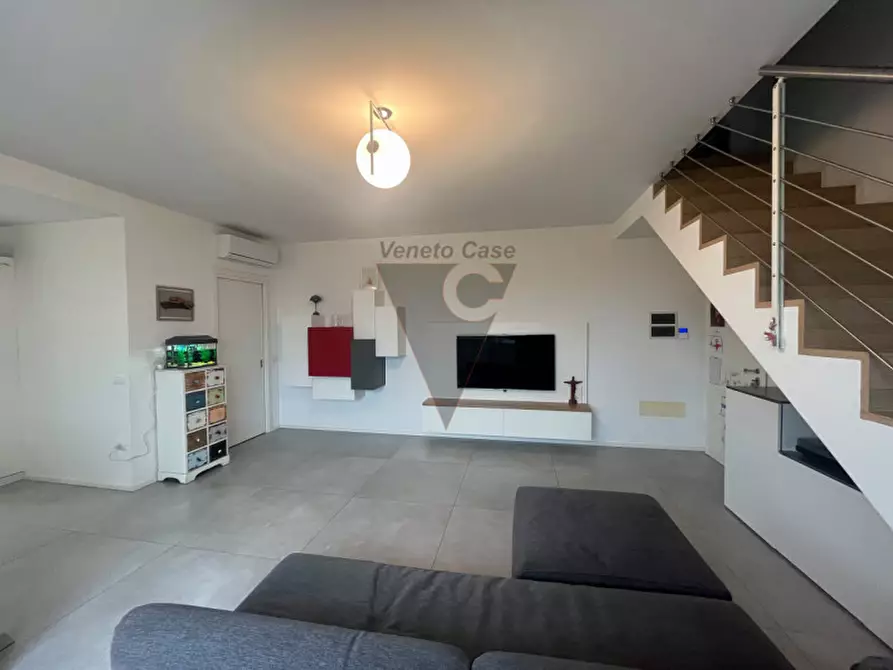 Immagine 3 di Appartamento in vendita  a Fiesso D'artico