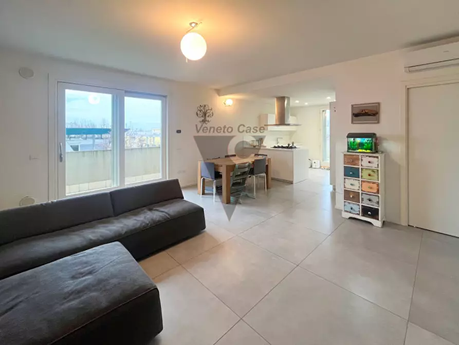 Immagine 4 di Appartamento in vendita  a Fiesso D'artico