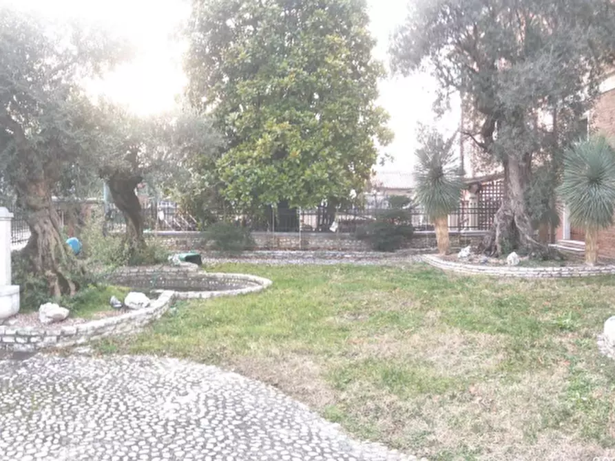 Immagine 3 di Casa bifamiliare in vendita  in Via San Michele, 10 a Altivole