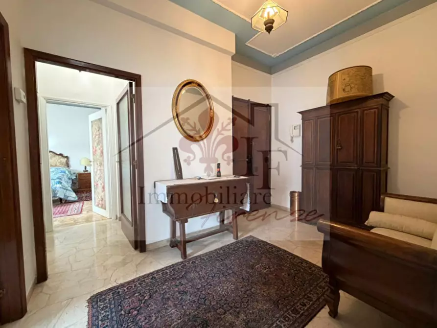 Immagine 3 di Appartamento in vendita  in viale dei mille a Firenze