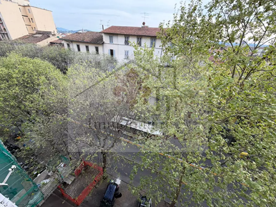Immagine 8 di Appartamento in vendita  in viale dei mille a Firenze