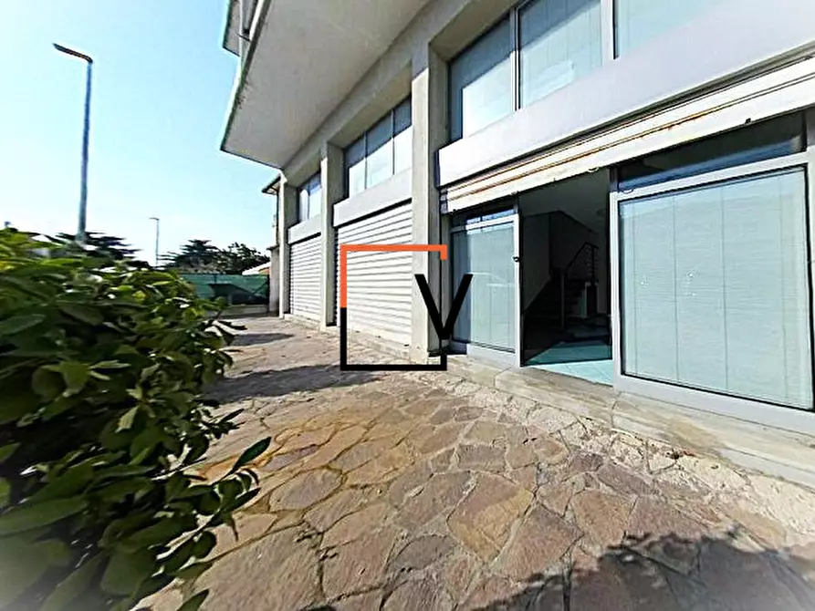 Immagine 4 di Ufficio in vendita  in Via Ugo Trevisanato a Mogliano Veneto