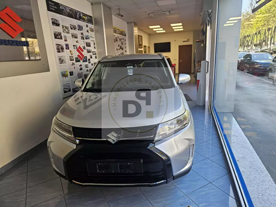 Immagine 3 di Negozio in vendita  in Viale Emilio Papiniano a Milano