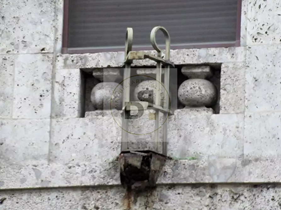 Immagine 4 di Ufficio in vendita  in VIA SERBELLONI a Milano